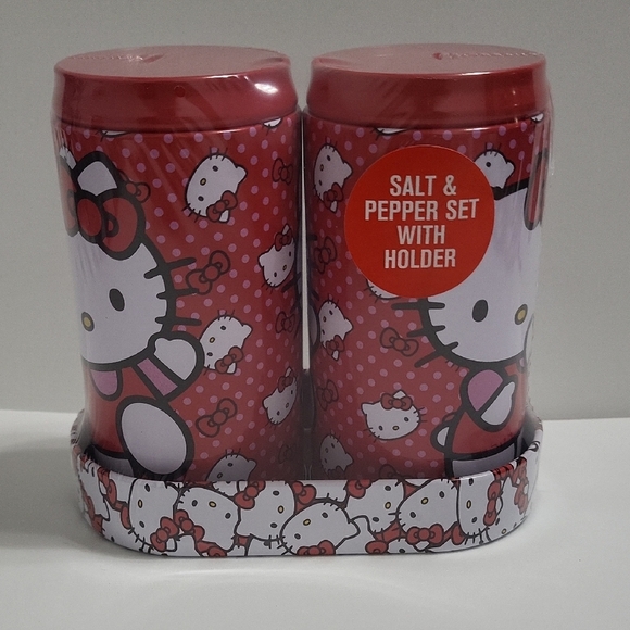 Hello Kitty Other - Hello Kitty Tin Salt & Pepper Shaker Set